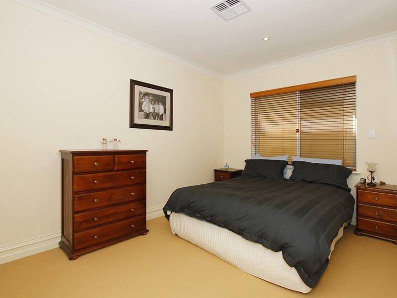 72A Jean Street, Beaconsfield WA 6162