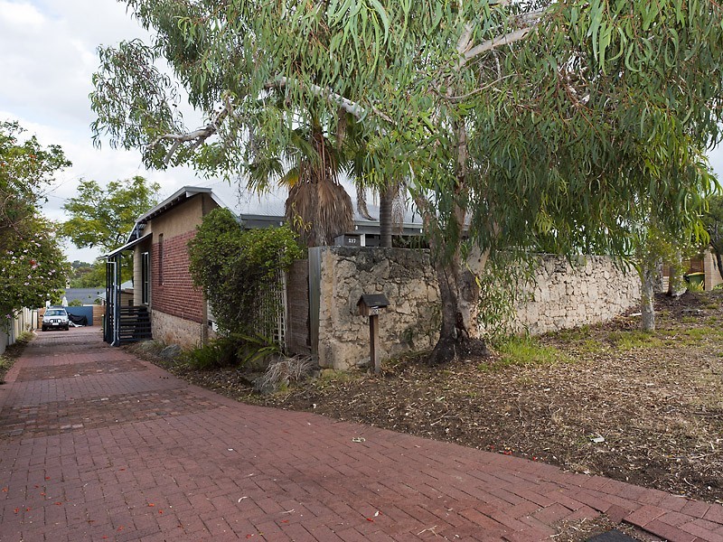 297 Canning Highway, Palmyra WA 6157