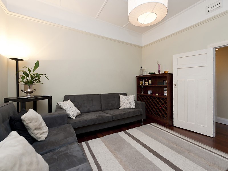 297 Canning Highway, Palmyra WA 6157