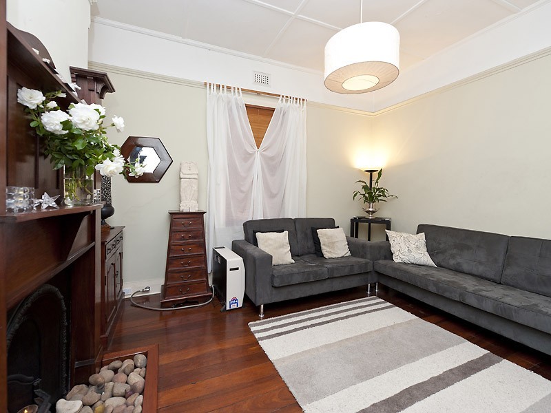 297 Canning Highway, Palmyra WA 6157