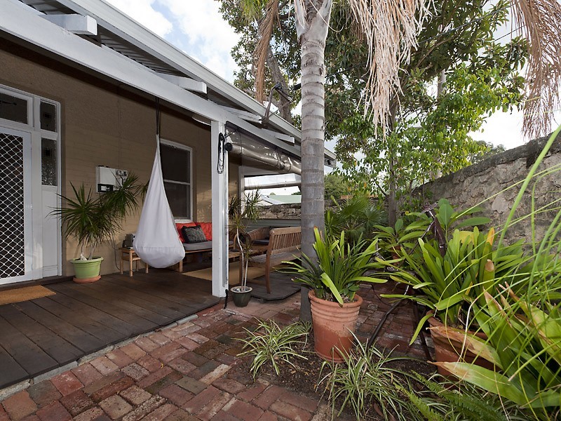 297 Canning Highway, Palmyra WA 6157