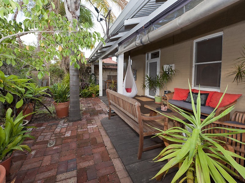 297 Canning Highway, Palmyra WA 6157