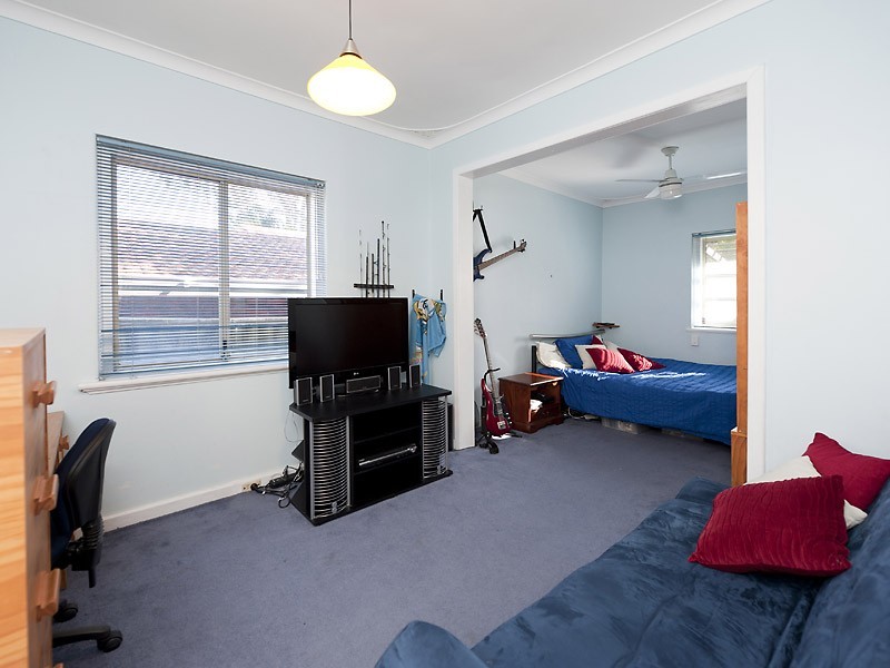 151 Kitchener, Alfred Cove WA 6154