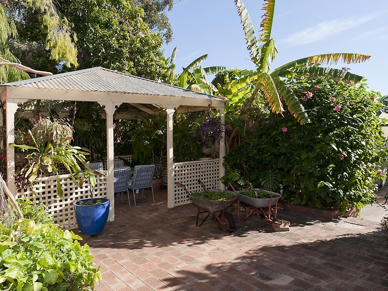 151 Kitchener, Alfred Cove WA 6154