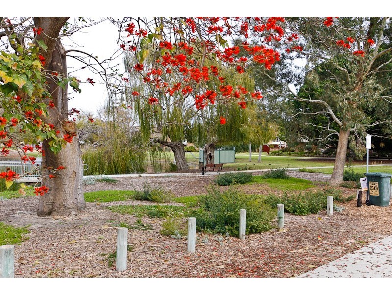 14 Mullings Way, Myaree WA 6154