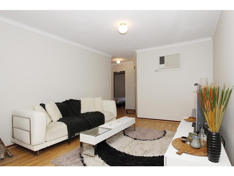 2/259 Preston Point Road, Bicton WA 6157