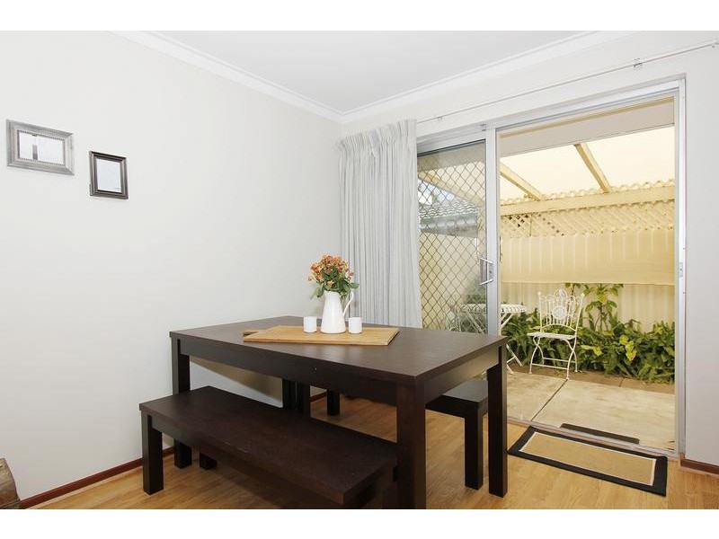 2/259 Preston Point Road, Bicton WA 6157