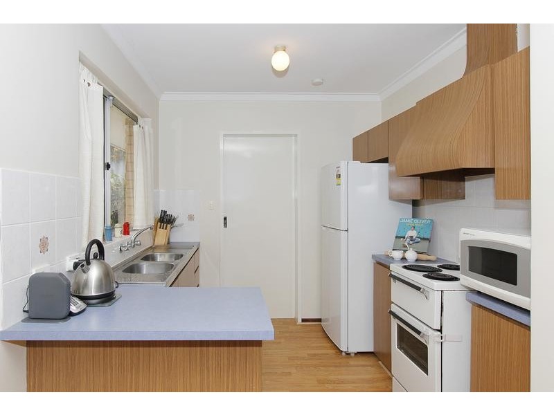 2/259 Preston Point Road, Bicton WA 6157