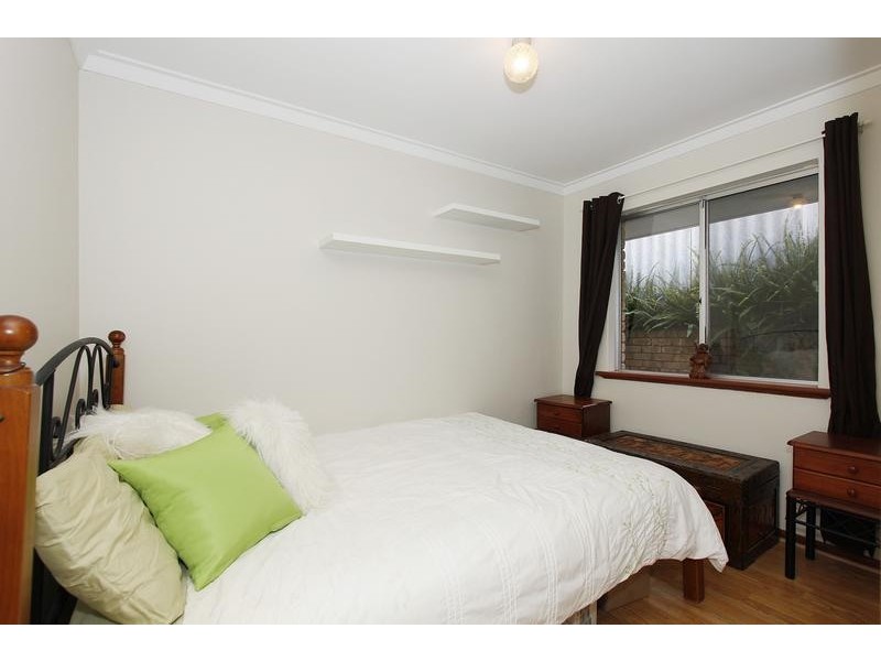 2/259 Preston Point Road, Bicton WA 6157