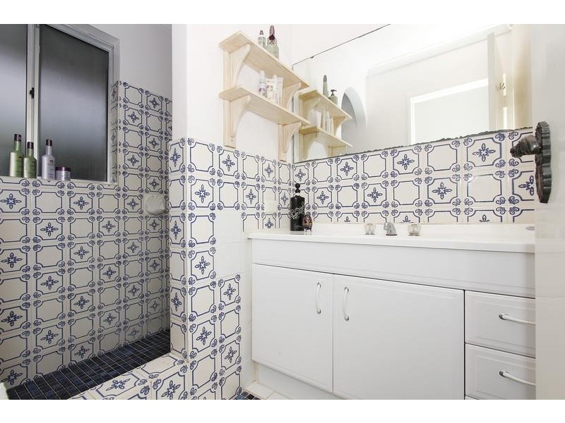 2/259 Preston Point Road, Bicton WA 6157