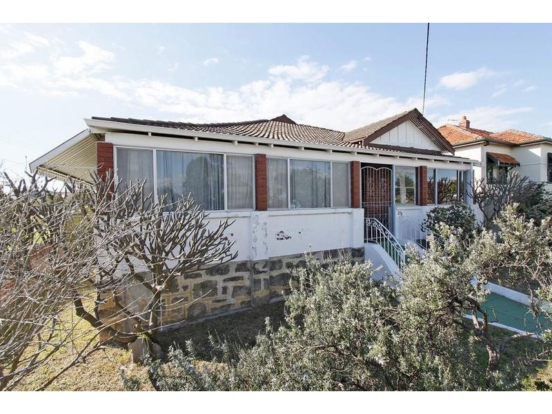 278 South Street, White Gum Valley WA 6162