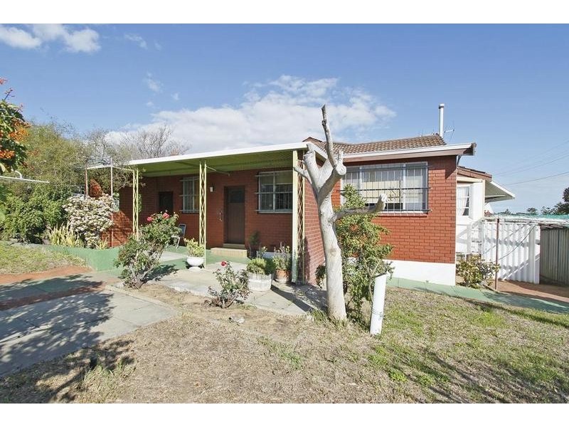 278 South Street, White Gum Valley WA 6162