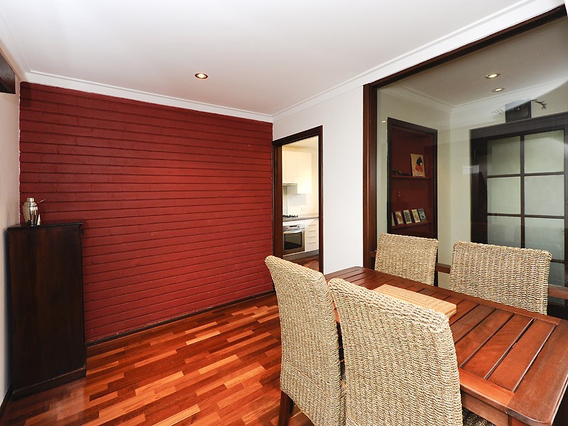 1/61 Waddell Road, Bicton WA 6157