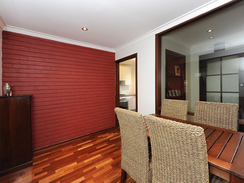 1/61 Waddell Road, Bicton WA 6157