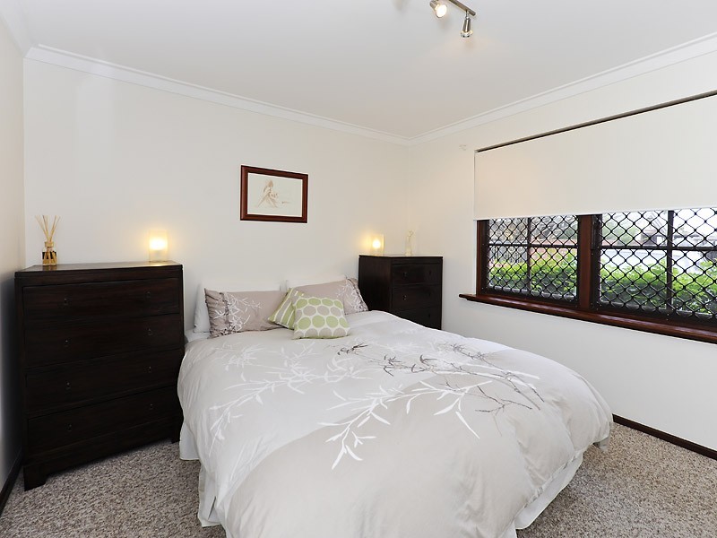 1/61 Waddell Road, Bicton WA 6157