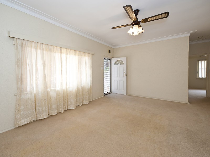 99 Rome Road, Melville WA 6156