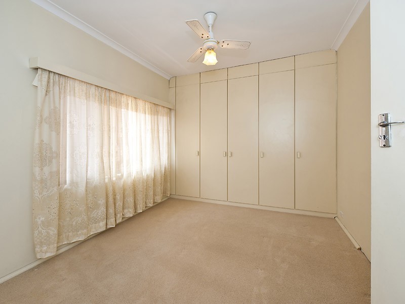 99 Rome Road, Melville WA 6156