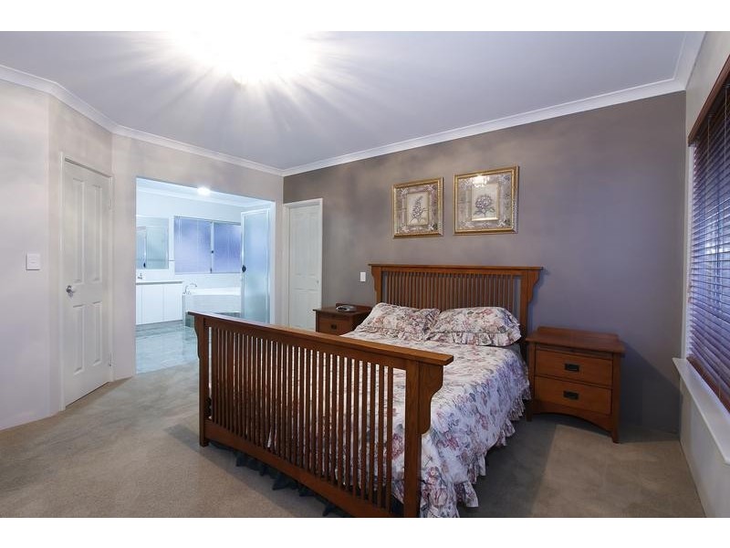 21 Olding Street, Melville WA 6156