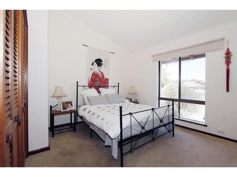 9 Crewe Street, Bicton WA 6157