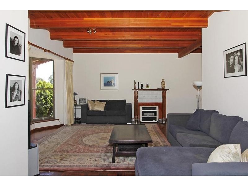 9 Crewe Street, Bicton WA 6157