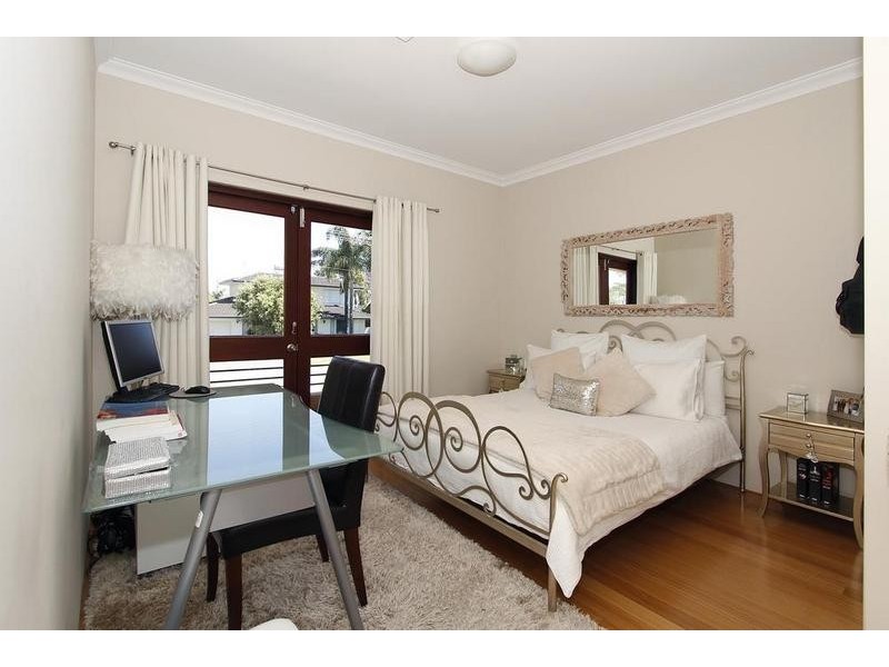 24B Windfield Road, Melville WA 6156