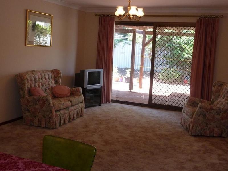 7/5 Kitchener Road, Melville WA 6156