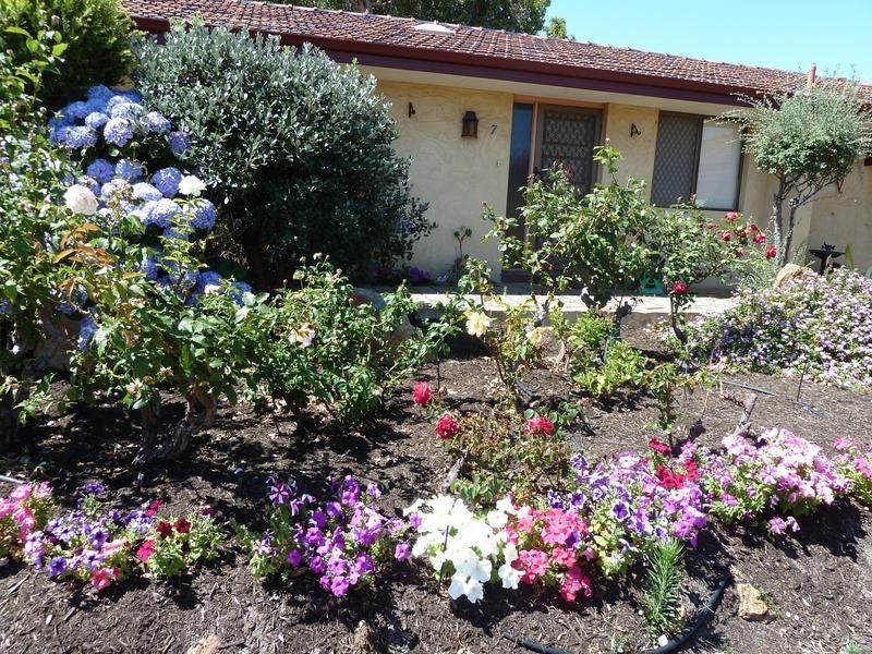 7/5 Kitchener Road, Melville WA 6156