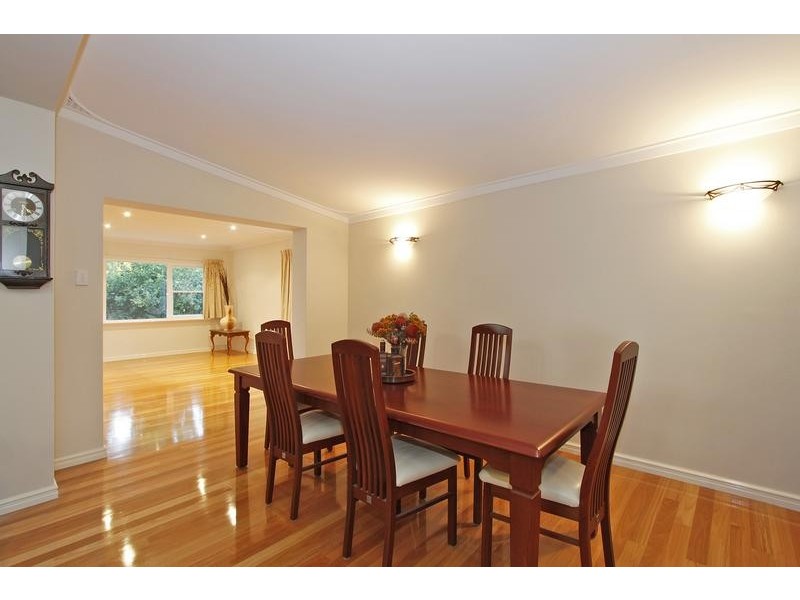 5 Potts Street, Melville WA 6156