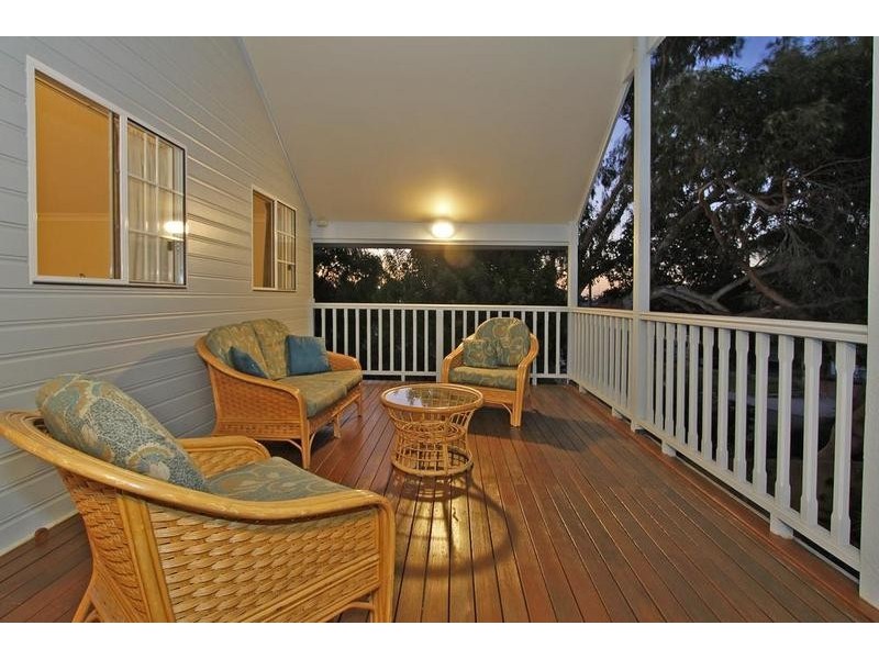 5 Potts Street, Melville WA 6156