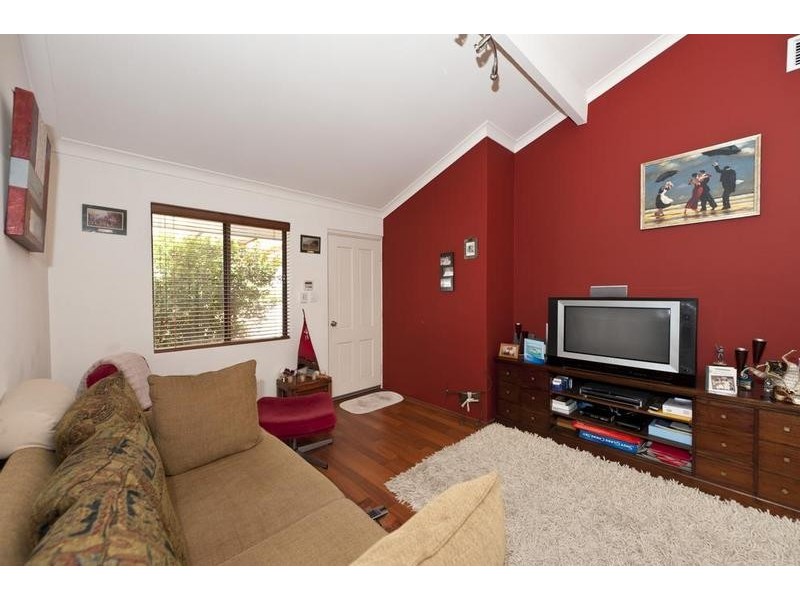 1/13 Elvira Street, Palmyra WA 6157