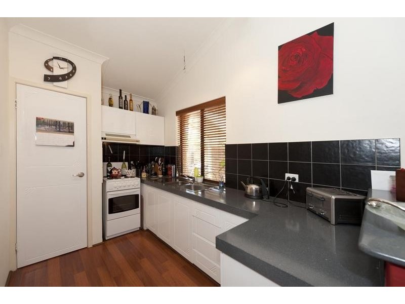 1/13 Elvira Street, Palmyra WA 6157