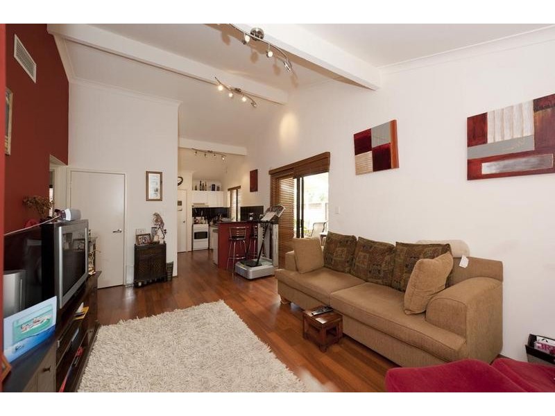 1/13 Elvira Street, Palmyra WA 6157