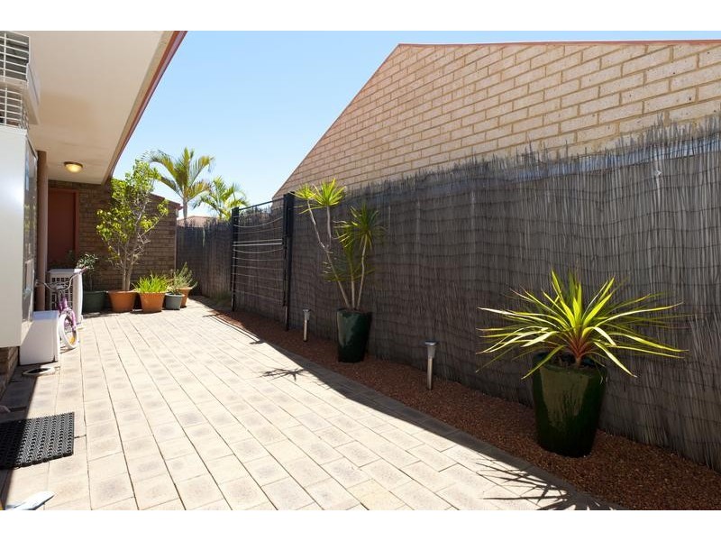 1/13 Elvira Street, Palmyra WA 6157