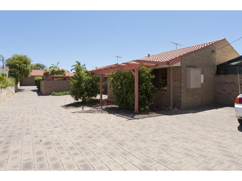 1/13 Elvira Street, Palmyra WA 6157