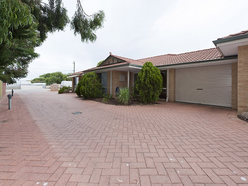 2/46 Waddell Road, Bicton WA 6157