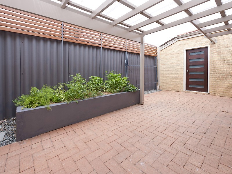 2/46 Waddell Road, Bicton WA 6157