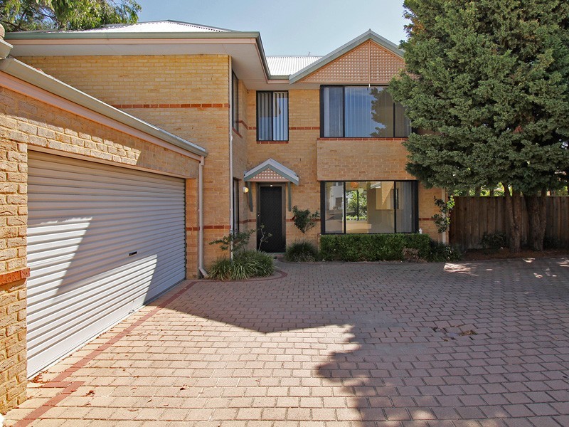 3/12 Lentona Road, Attadale WA 6156