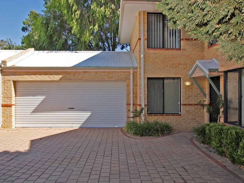 3/12 Lentona Road, Attadale WA 6156