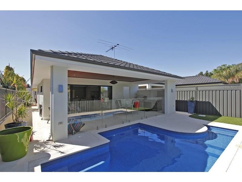 81B Murray Road, Bicton WA 6157