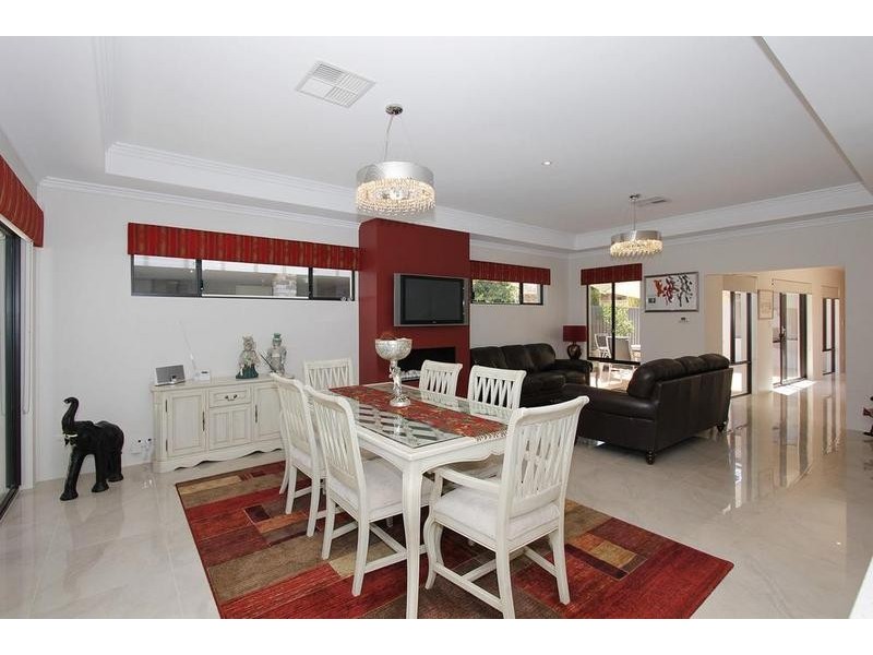 81B Murray Road, Bicton WA 6157