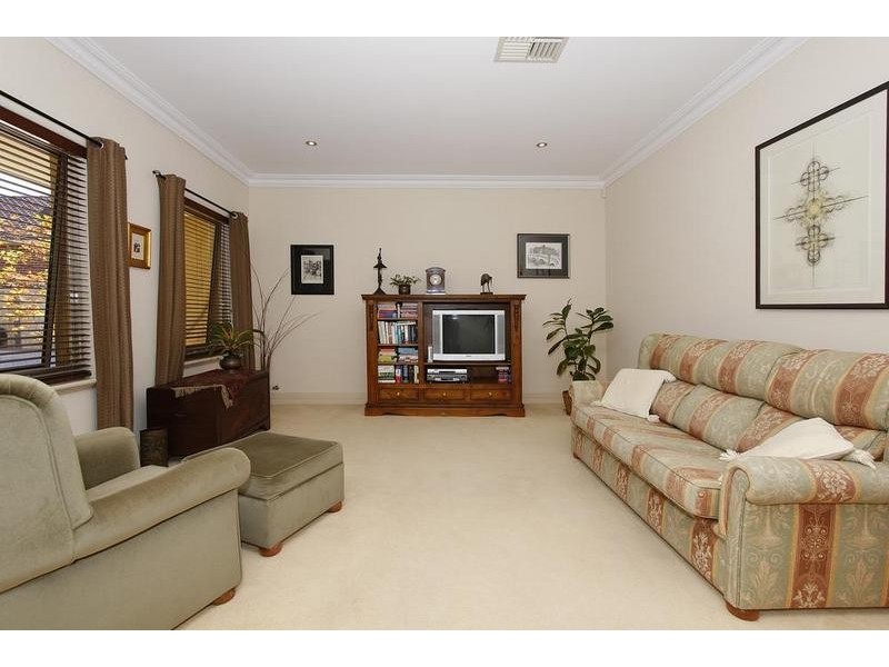 34A Pembroke Street, Bicton WA 6157