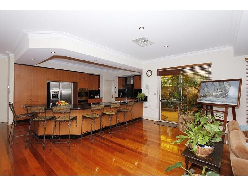 34A Pembroke Street, Bicton WA 6157