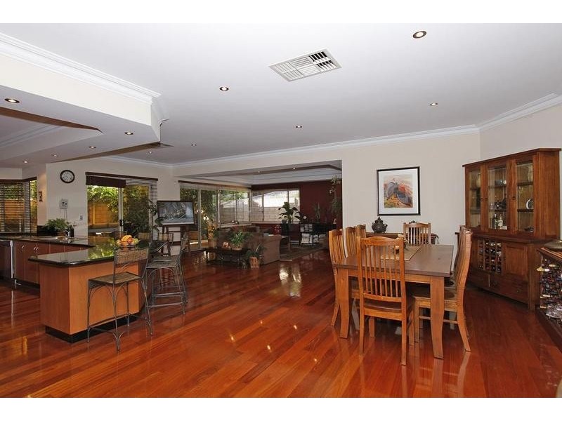 34A Pembroke Street, Bicton WA 6157