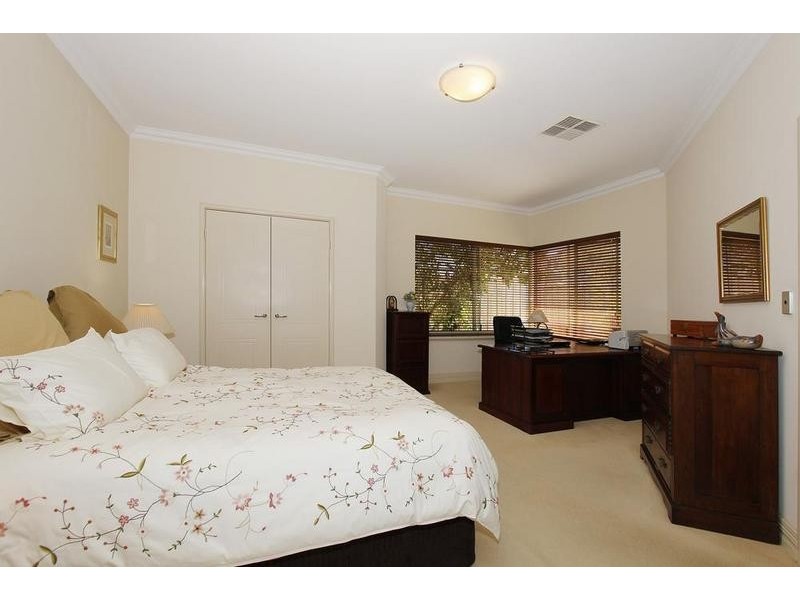 34A Pembroke Street, Bicton WA 6157