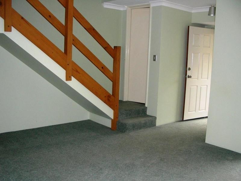 16/4 Waterway Court, Churchlands WA 6018