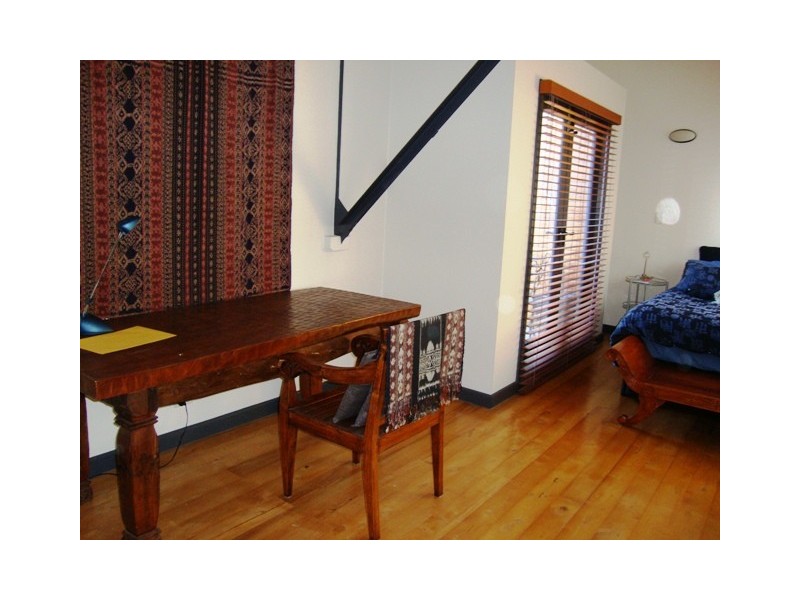 4/10 King William Street, South Fremantle WA 6162