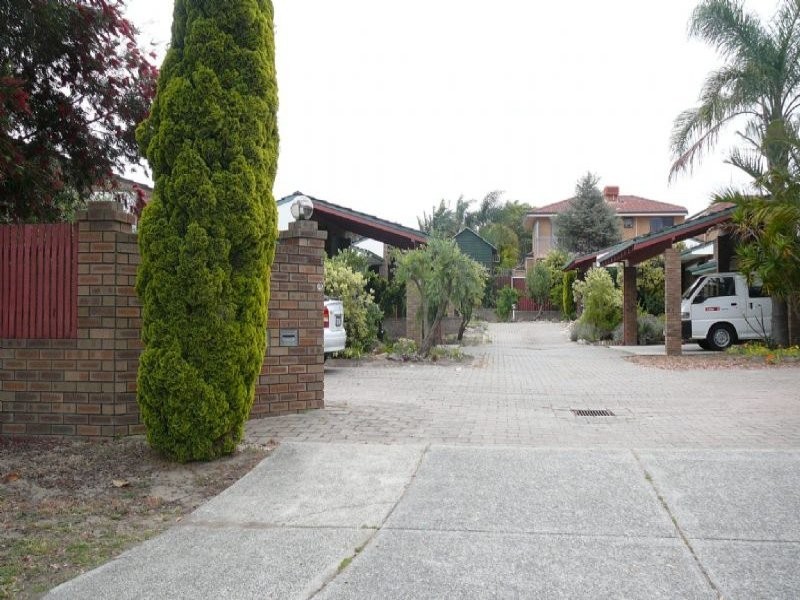 2/159 Lawley Street, Yokine WA 6060