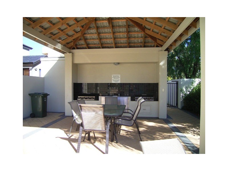 4/23 Hardy Street, South Perth WA 6151