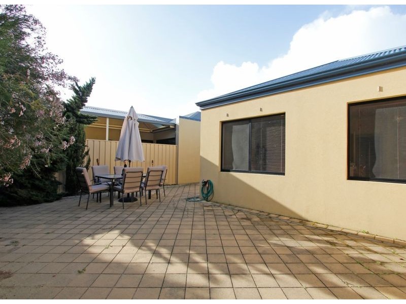 3 Knave Lane, Doubleview WA 6018