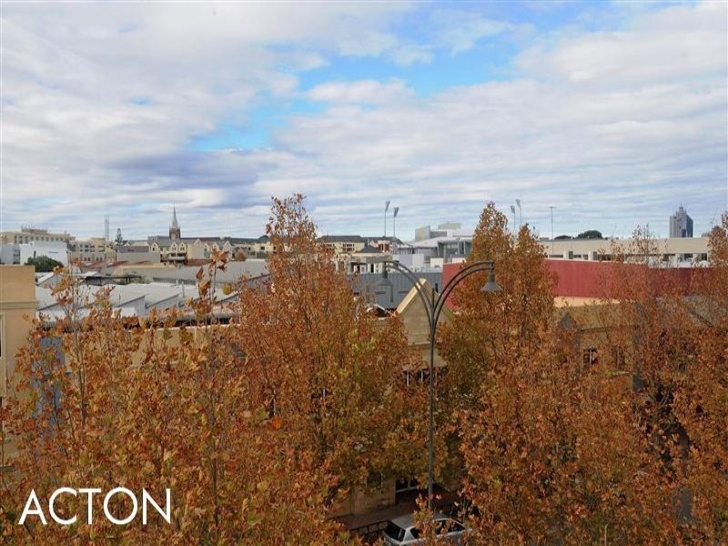 8/7 Centro Avenue, Subiaco WA 6008